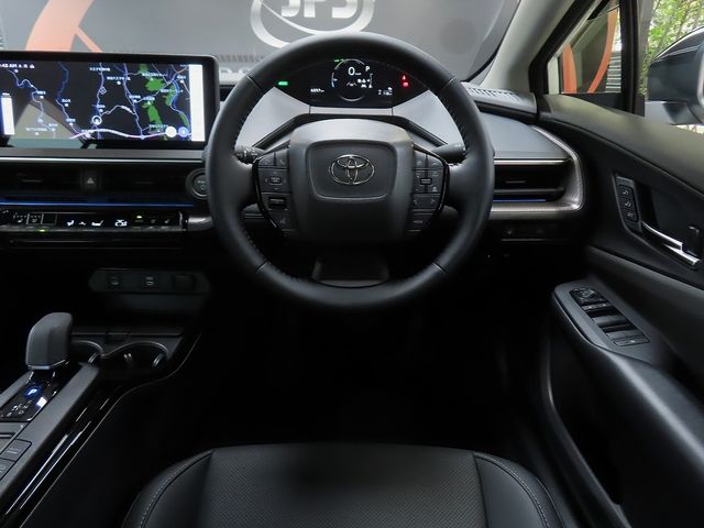 TOYOTA PRIUS PHV 2025 Image 31