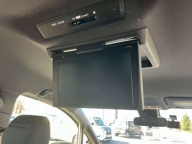 TOYOTA NOAH 2017 Image 31