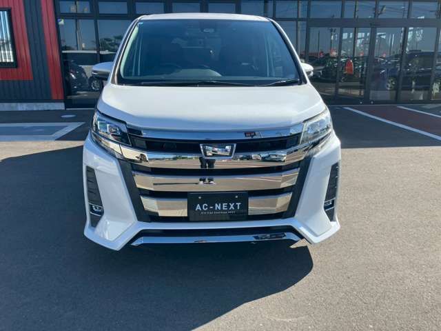 TOYOTA NOAH 2017 Image 31
