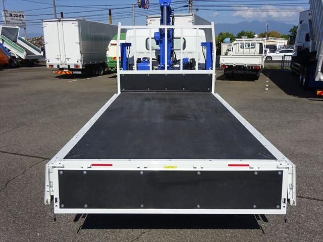 MITSUBISHI CANTER 2024 Image 31