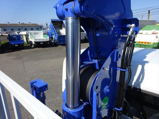 MITSUBISHI CANTER 2024 Image 31