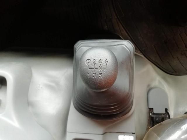 HINO DUTRO 2012 Image 31