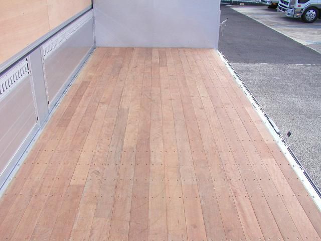 MITSUBISHI FUSOU FIGHTER 2024 Image 31