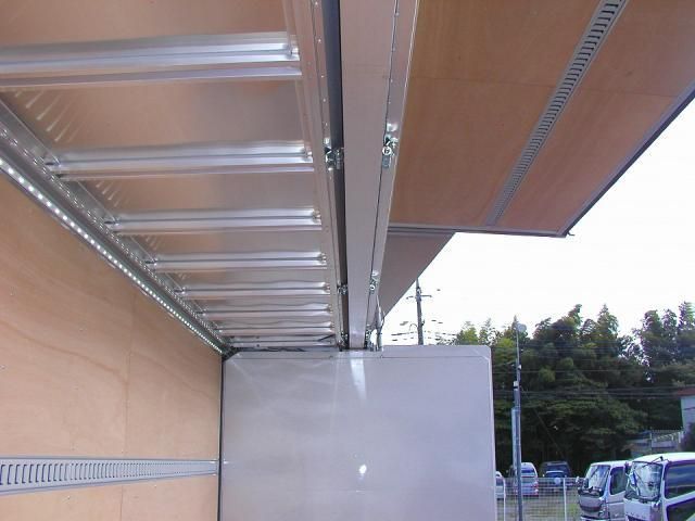 MITSUBISHI FUSOU FIGHTER 2024 Image 31