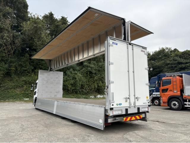 NISSAN DIESEL QUON 2023 Image 31