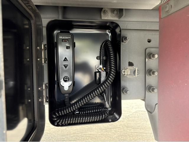 NISSAN DIESEL QUON 2023 Image 31