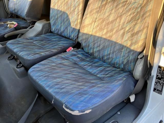 MITSUBISHI FUSOU FIGHTER 2005 Image 31