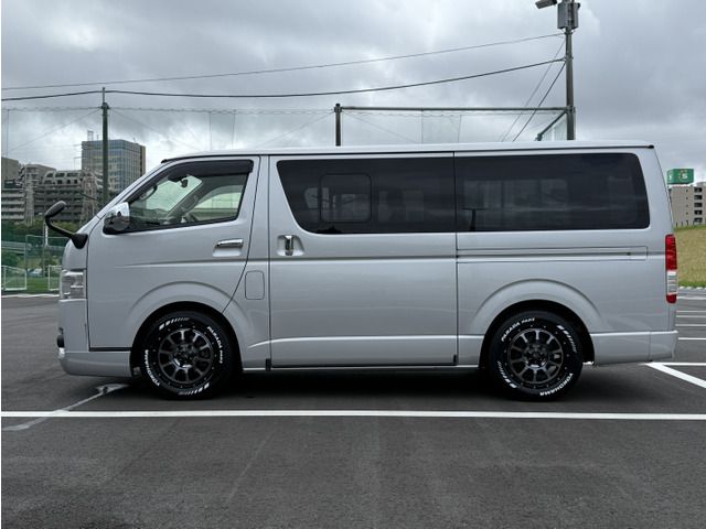 TOYOTA HIACE VAN 4WD 2020 Image 31