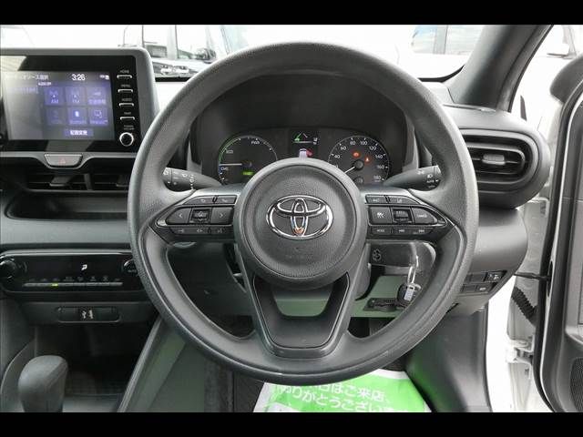 TOYOTA YARIS HYBRID 2021 Image 31