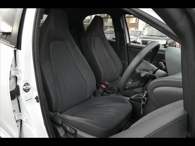 TOYOTA YARIS HYBRID 2021 Image 31