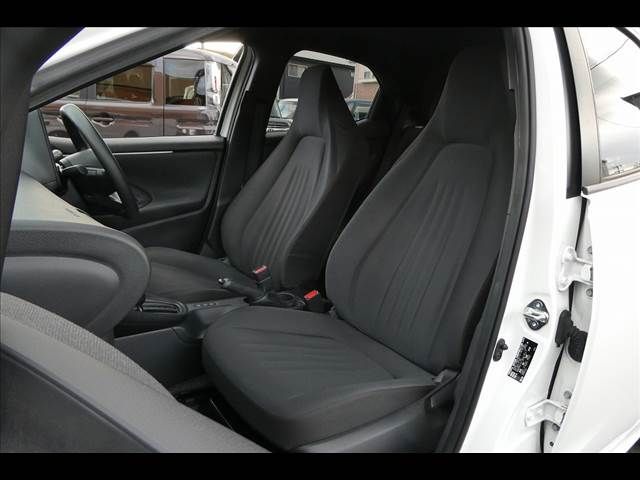 TOYOTA YARIS HYBRID 2021 Image 31