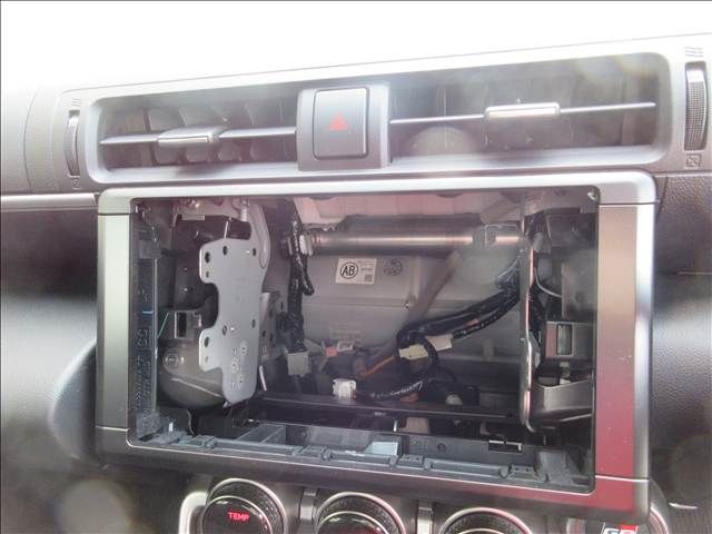 TOYOTA GR86 2024 Image 31