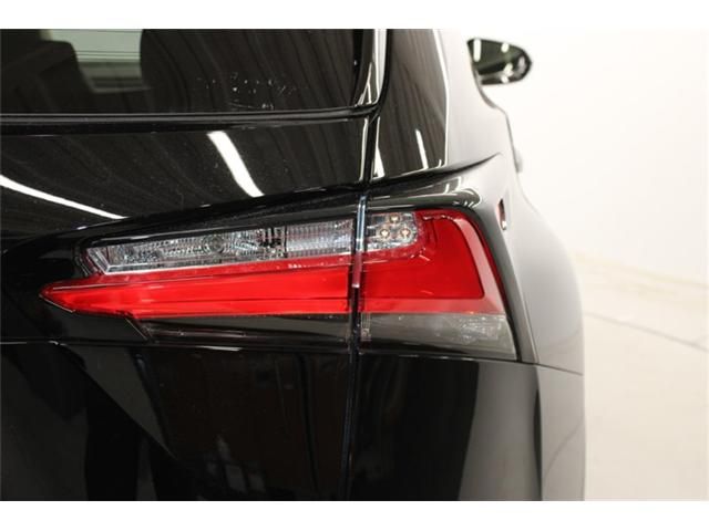 TOYOTA LEXUS NX300H 2014 Image 31