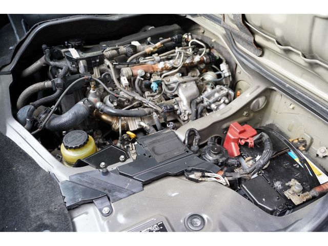 TOYOTA HIACE VAN 4WD 2015 Image 31