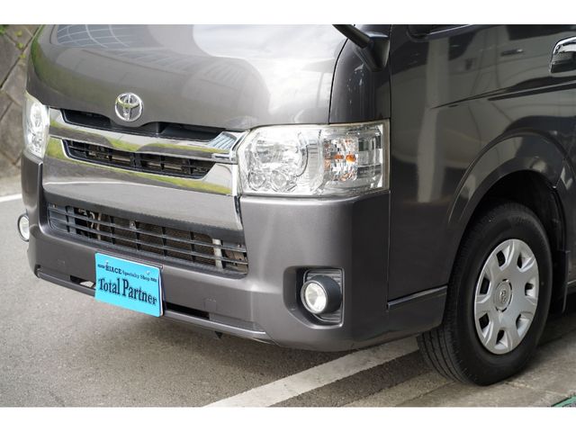 TOYOTA HIACE VAN 4WD 2015 Image 31
