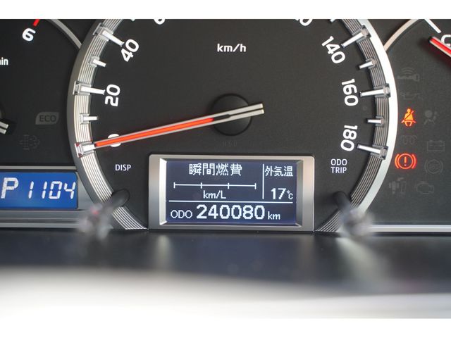 TOYOTA HIACE VAN 4WD 2015 Image 31