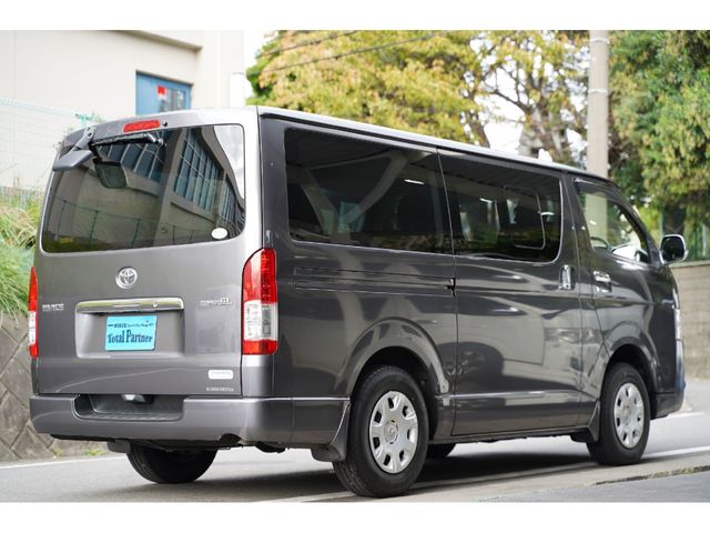 TOYOTA HIACE VAN 4WD 2015 Image 31