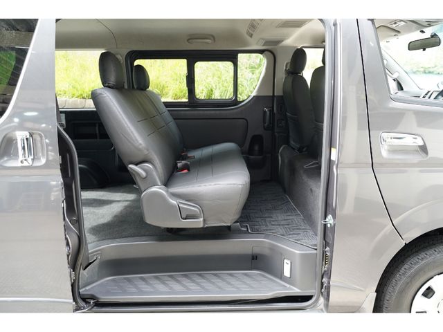 TOYOTA HIACE VAN 4WD 2015 Image 31