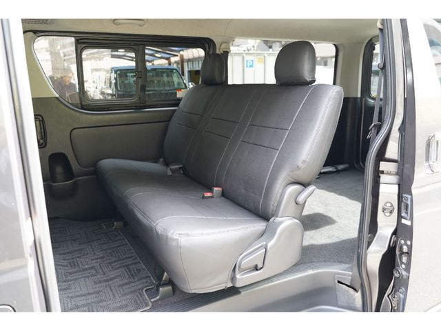 TOYOTA HIACE VAN 4WD 2015 Image 31