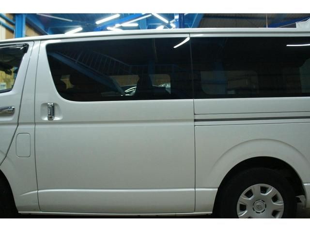 TOYOTA HIACE VAN 2WD 2018 Image 31