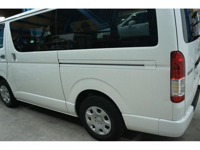 TOYOTA HIACE VAN 2WD 2018 Image 31