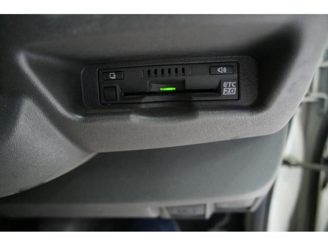 TOYOTA HIACE VAN 2WD 2020 Image 31