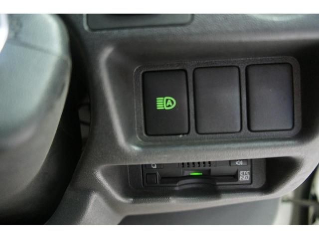 TOYOTA HIACE VAN 2WD 2020 Image 31