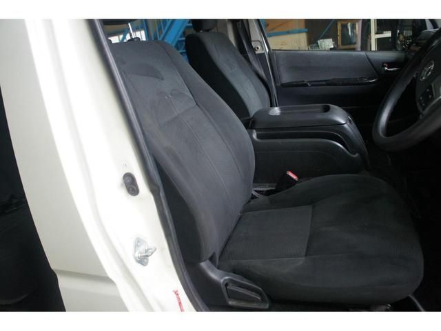 TOYOTA HIACE VAN 2WD 2020 Image 31