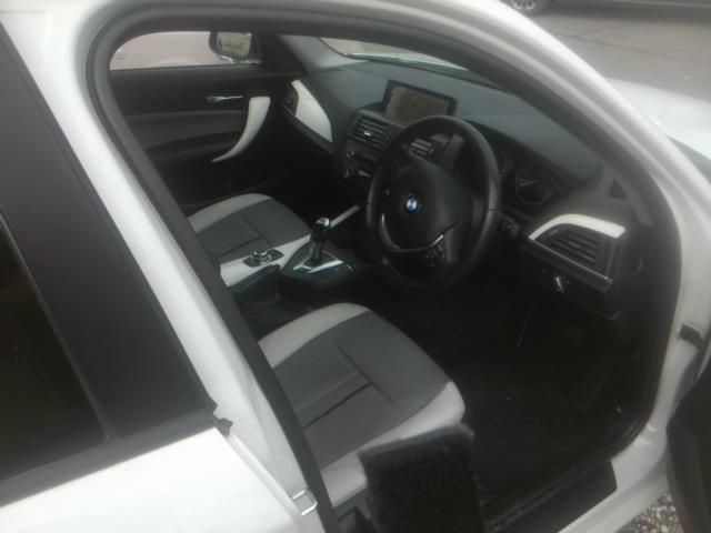 BMW 1SERIES 2011 Image 31