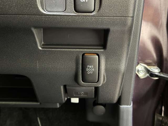 DAIHATSU TANTO 2013 Image 31