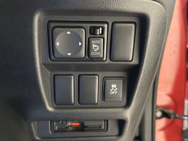 NISSAN JUKE 2015 Image 31