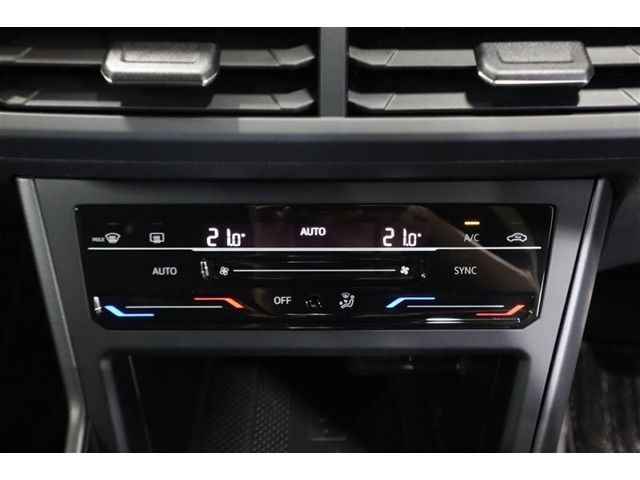 VOLKSWAGEN POLO 2022 Image 31