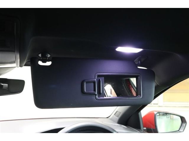 VOLKSWAGEN POLO 2022 Image 31