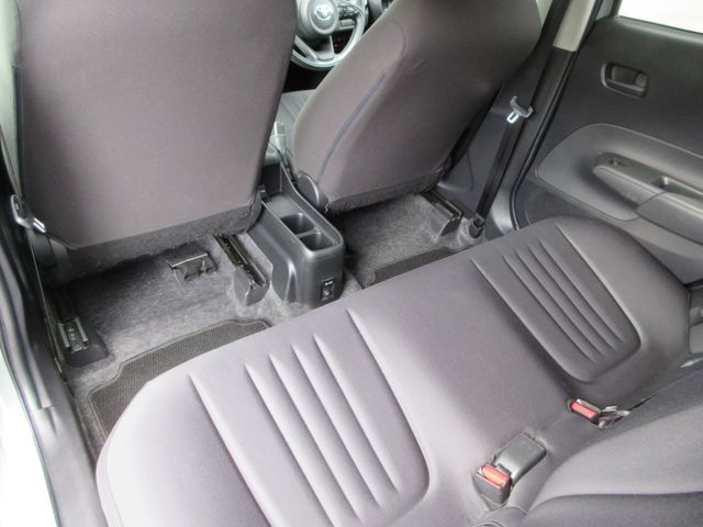 TOYOTA AQUA 2023 Image 31