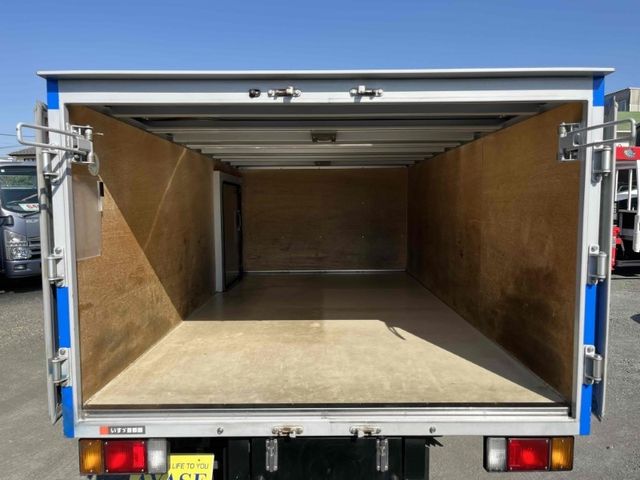 ISUZU ELF 2018 Image 31