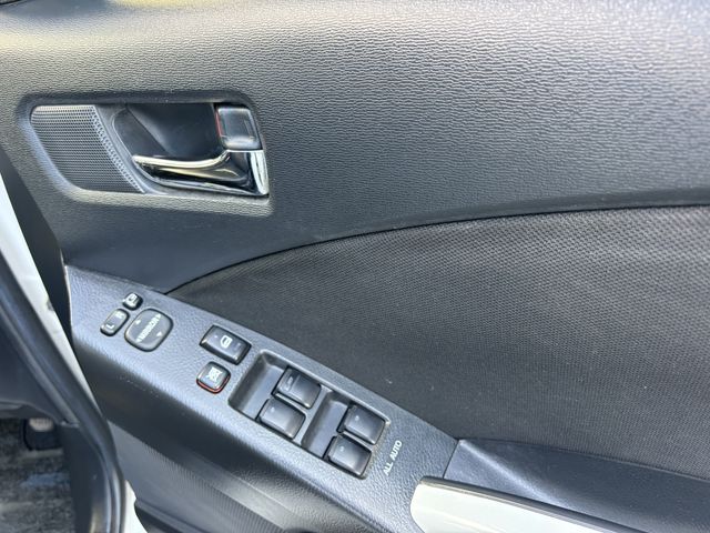 TOYOTA ISIS 2012 Image 31