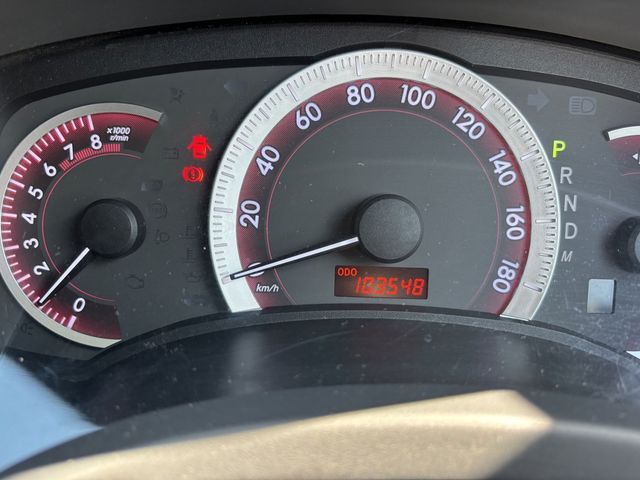 TOYOTA ISIS 2012 Image 31