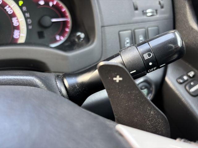 TOYOTA ISIS 2012 Image 31