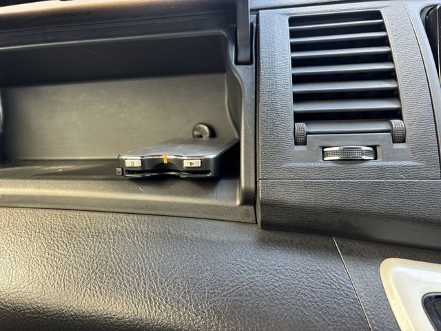 TOYOTA ISIS 2012 Image 31