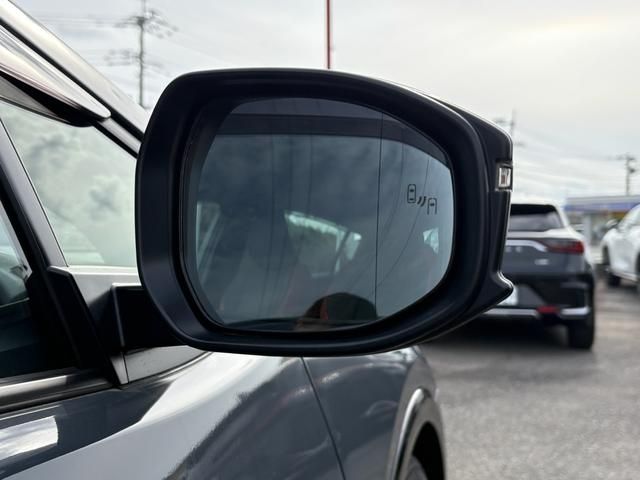 TOYOTA PRIUS PHV 2023 Image 31