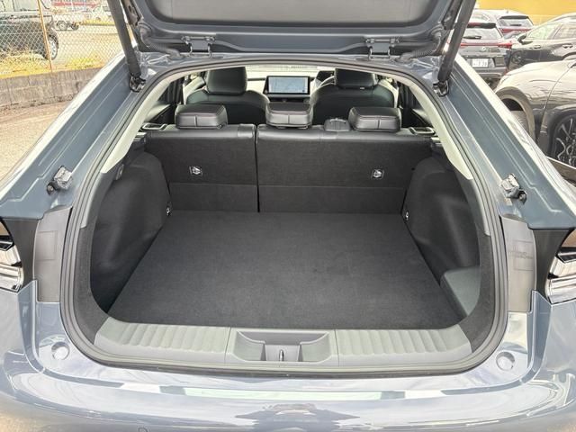 TOYOTA PRIUS PHV 2023 Image 31