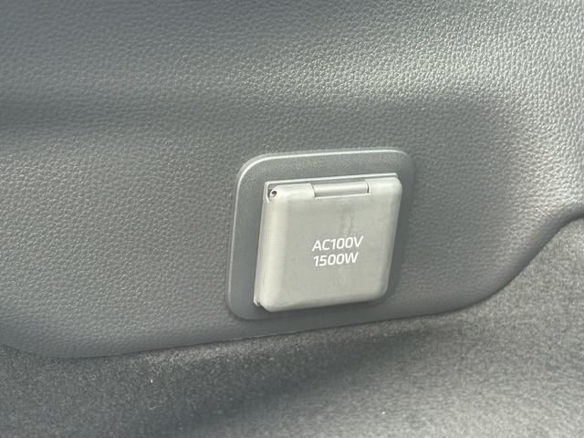 TOYOTA PRIUS PHV 2023 Image 31