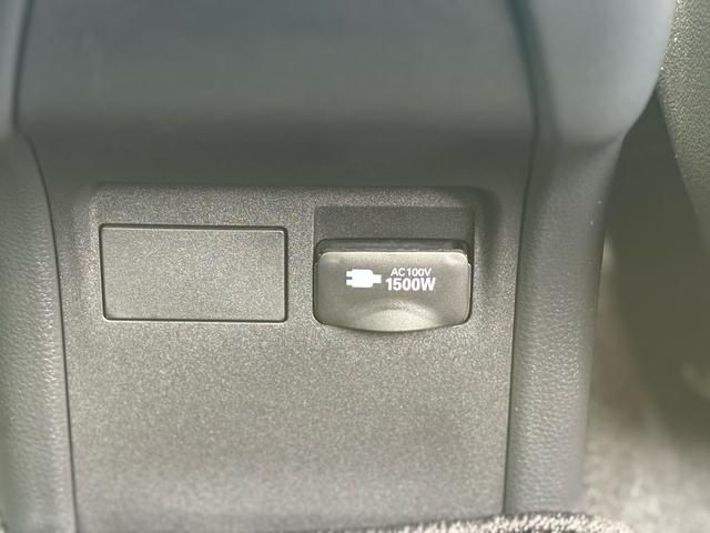 TOYOTA PRIUS PHV 2023 Image 31