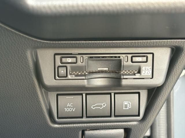 TOYOTA PRIUS PHV 2023 Image 31