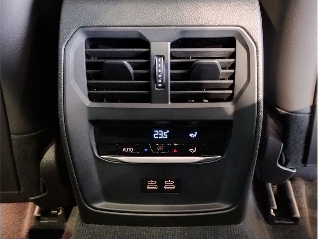 BMW 3SERIES SEDAN 2022 Image 31