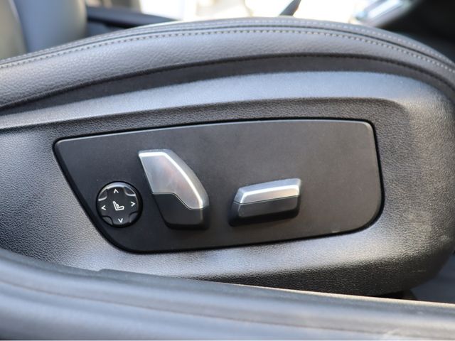 BMW 5SERIES SEDAN 2018 Image 31