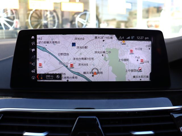 BMW 5SERIES SEDAN 2018 Image 31