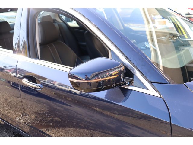 BMW 5SERIES SEDAN 2018 Image 31