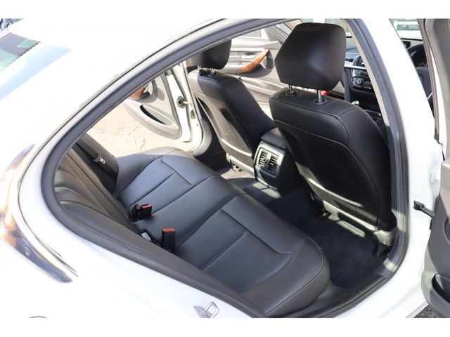 BMW 3SERIES SEDAN 2016 Image 31