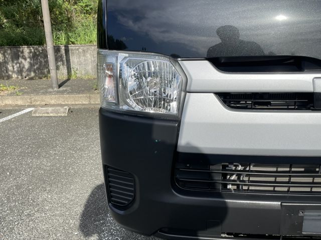 TOYOTA HIACE VAN 2WD 2020 Image 31